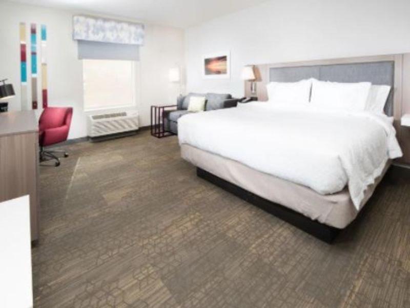 Hotel Hampton & Santa Maria (Santa Barbara County)